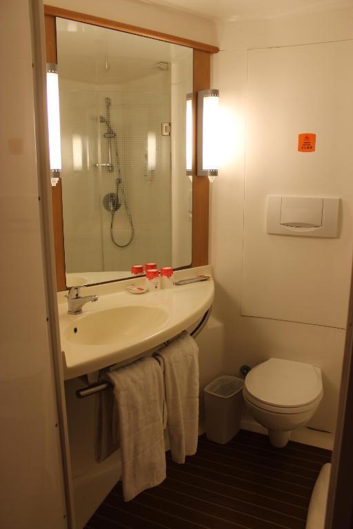 Hotel Ibis Shenyang Tiexi Quarto foto